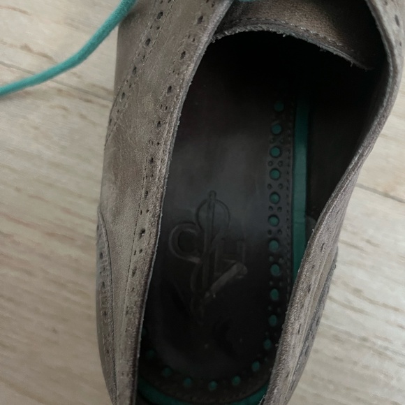 Men\'s size 8 or Women\'s size 10 Unique Oxfords main image 7